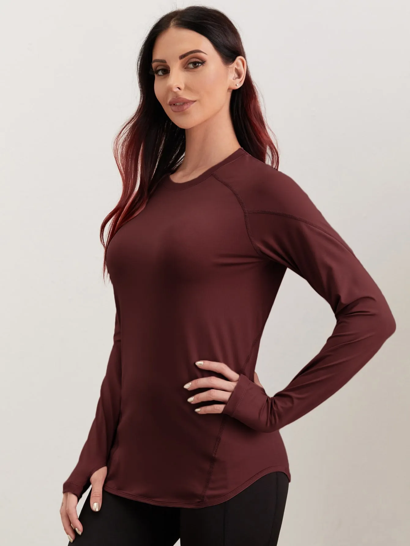 Breathable Active Tee With Thumb Holes ss22
