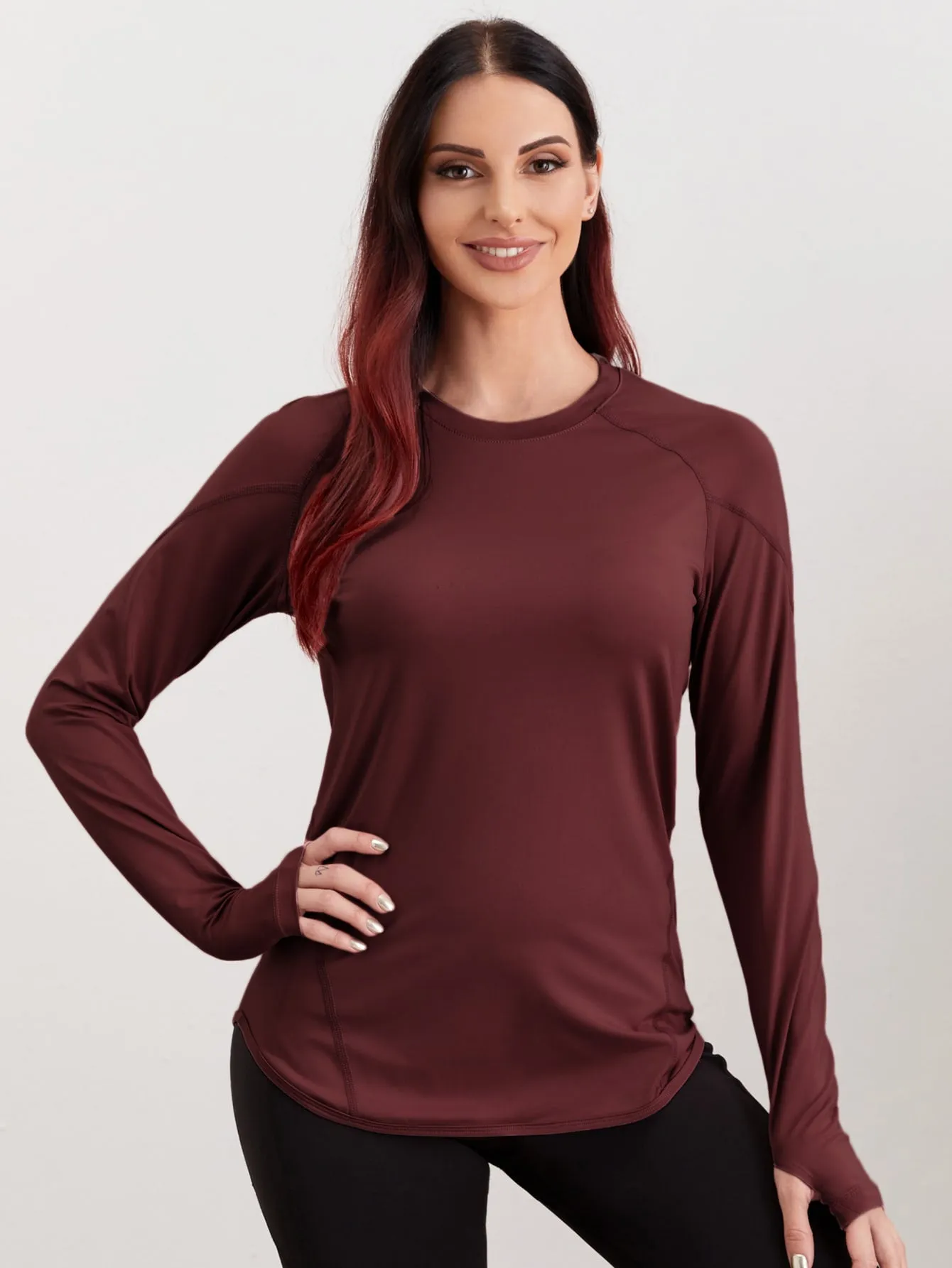Breathable Active Tee With Thumb Holes ss22
