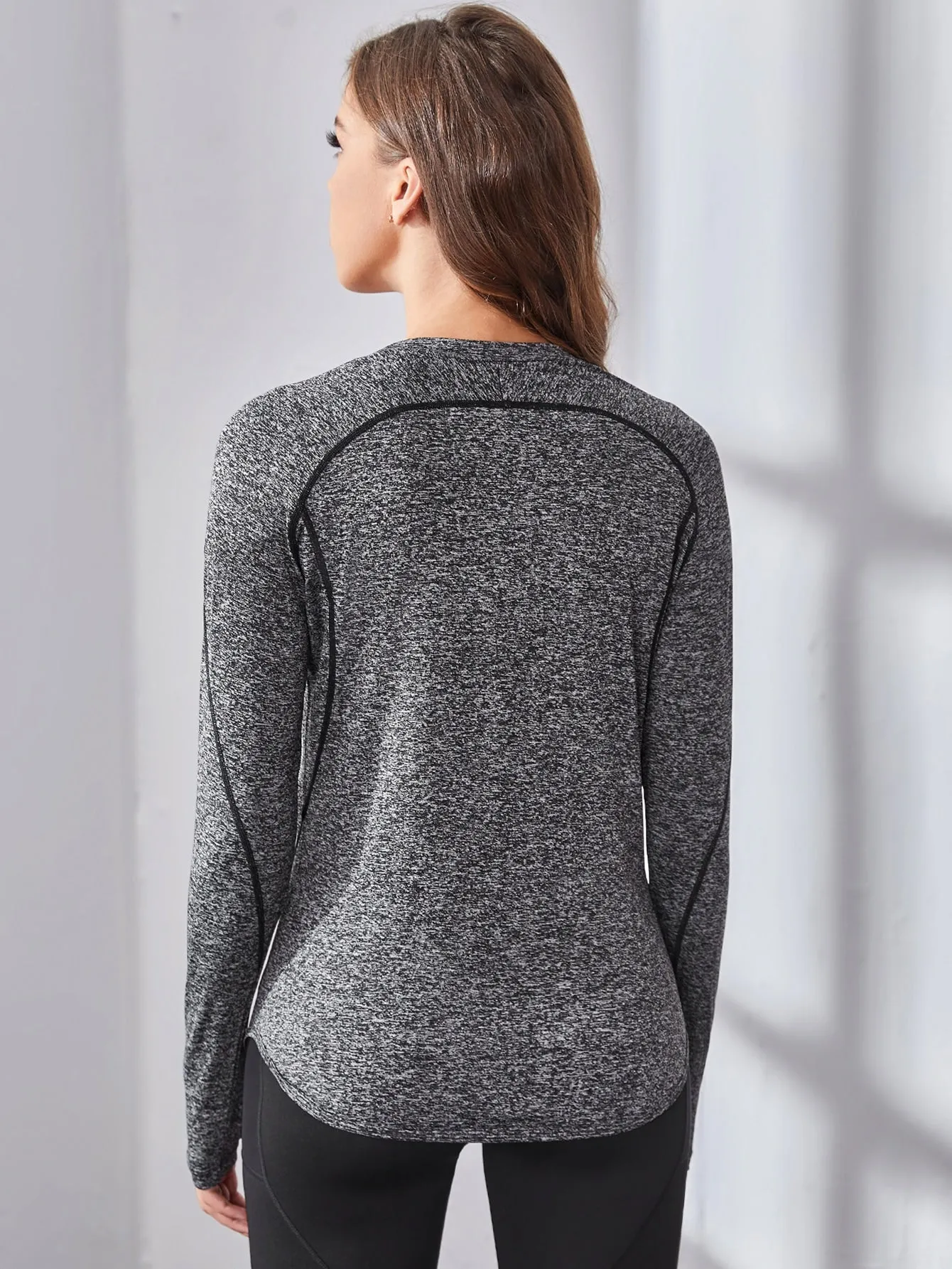Breathable Active Tee With Thumb Holes ss22