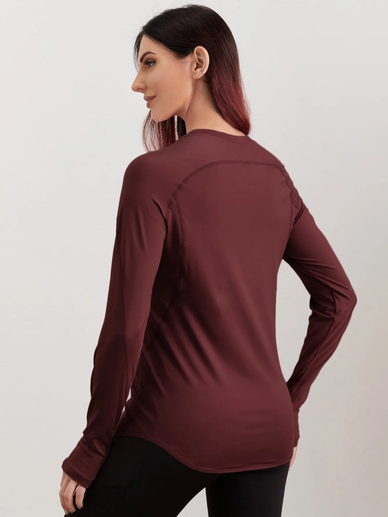 Breathable Active Tee With Thumb Holes ss22