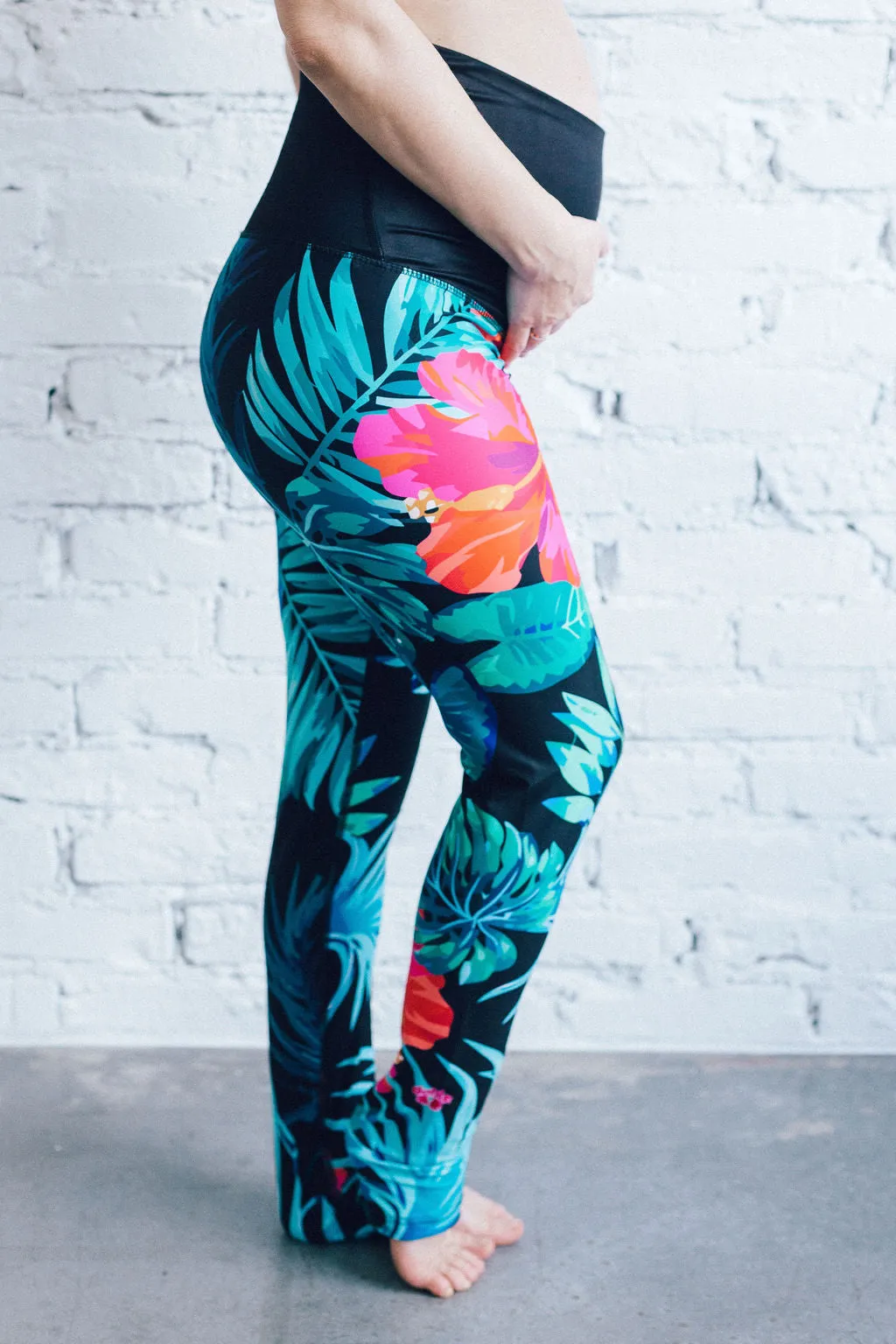 Jungle Flowers Maternity Sports Leggings
